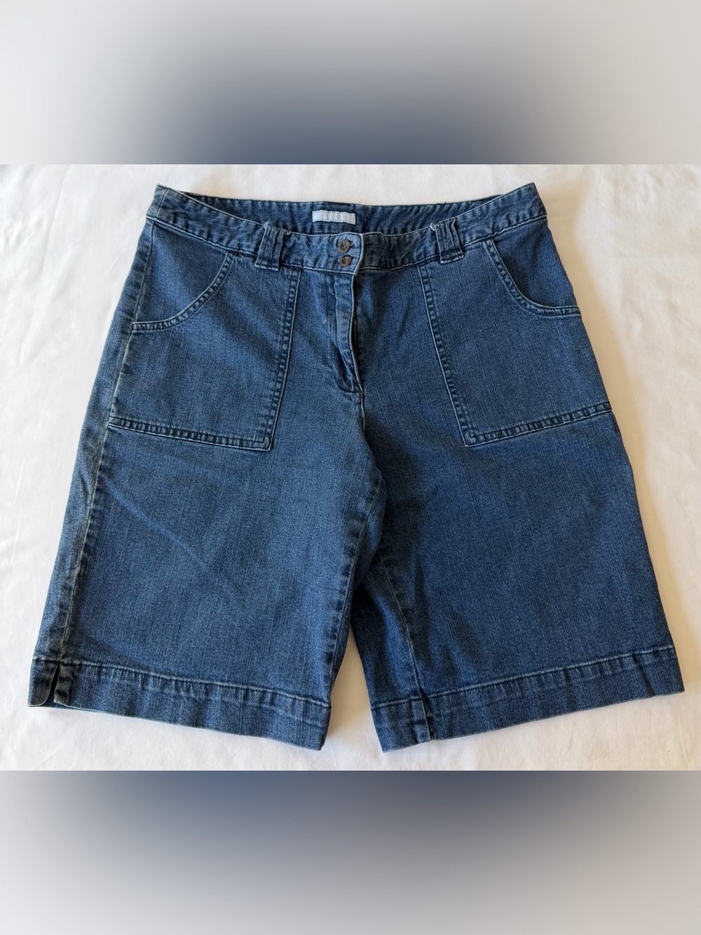 Vintage Charter Club Allison Fit Blue Denim Bermuda Shorts Women’s Size 12